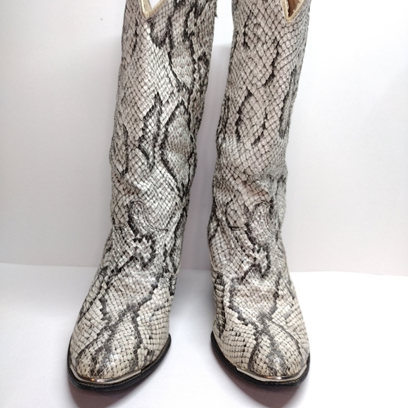 Acme Snakeskin Boots 6.5 - Picture 9 of 11